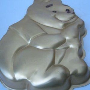 Wilton Classic Winnie the Pooh Cake Pan (515-401)